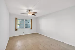 1017 Cornwall A, Boca Raton, FL 33434 - Photo 28