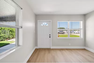 116 SE 2nd Avenue, Boynton Beach, FL 33435 - Photo 2