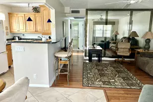 328 Farnham P, Deerfield Beach, FL 33442 - Photo 2