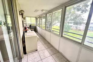 328 Farnham P, Deerfield Beach, FL 33442 - Photo 24
