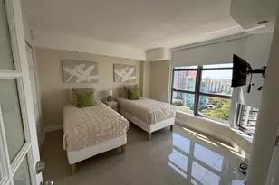 3530 Mystic Pointe Dr, Aventura, FL 33180 - Photo 14