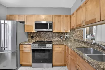 1528 Whitehall Drive #202, Davie, FL 33324 - Photo 4