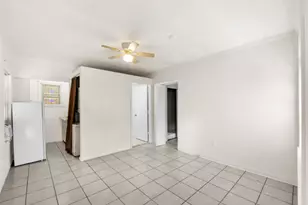 1217 SE 1st St, Fort Lauderdale, FL 33301 - Photo 6