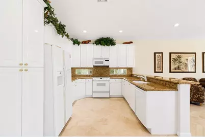 6850 Fiji Circle, Boynton Beach, FL 33437 - Photo 6