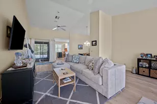 5040 SE Bent Wood Dr, Stuart, FL 34997 - Photo 6