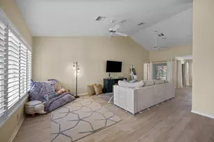 5040 SE Bent Wood Dr, Stuart, FL 34997 - Photo 8