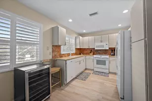 5040 SE Bent Wood Dr, Stuart, FL 34997 - Photo 12