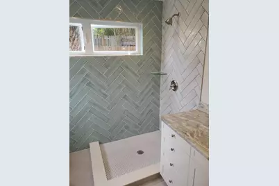 2574 NE Roberta Street, Jensen Beach, FL 34957 - Photo 16