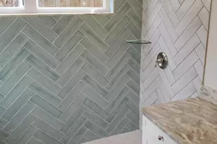 2574 NE Roberta St, Jensen Beach, FL 34957 - Photo 16