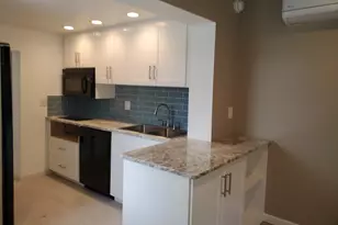 2574 NE Roberta St, Jensen Beach, FL 34957 - Photo 14