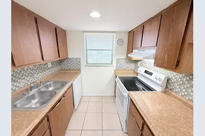 2000 N Congress Avenue #103, West Palm Beach, FL 33401 - Photo 4