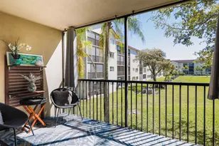 1601 SW 128th Terrace, Pembroke Pines, FL 33027 - Photo 1