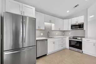 2142 SW Olympic Club Terrace, Palm City, FL 34990 - Photo 4