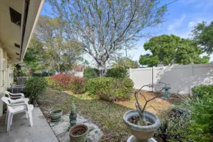 10831 SE Sea Pines Cir, Hobe Sound, FL 33455 - Photo 22