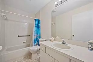 10831 SE Sea Pines Cir, Hobe Sound, FL 33455 - Photo 20