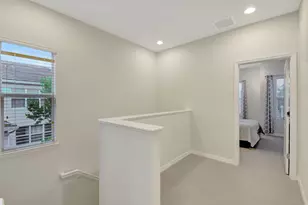 1105 Banyan Dr, Hollywood, FL 33021 - Photo 32