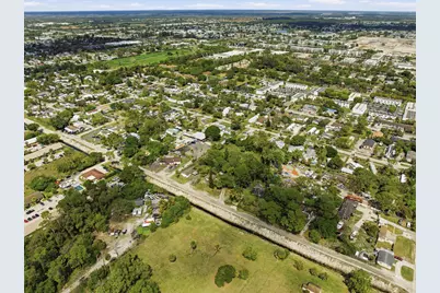 5133 Pine Grove Drive N, West Palm Beach, FL 33417 - Photo 6