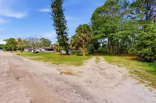 5133 Pine Grove Dr N, West Palm Beach, FL 33417 - Photo 20