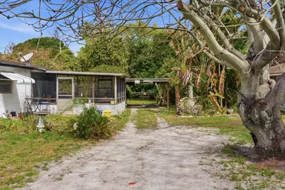 5133 Pine Grove Drive, West Palm Beach, FL  - Photo 22