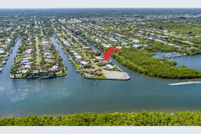 8565 SE Palm Street, Hobe Sound, FL 33455 - Photo 2