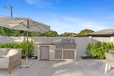 220 S Swinton Avenue, Delray Beach, FL 33444 - Photo 12