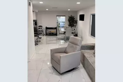2364 S Haverhill Road, West Palm Beach, FL 33415 - Photo 8