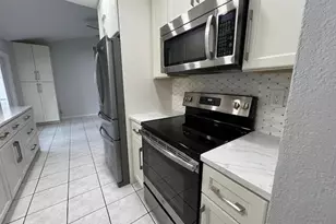 414 Las Palmas St, Royal Palm Beach, FL 33411 - Photo 4