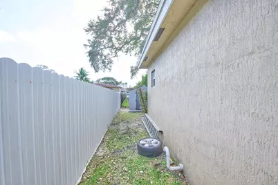 3298 NW 49th Street, Miami, FL 33142 - Photo 12