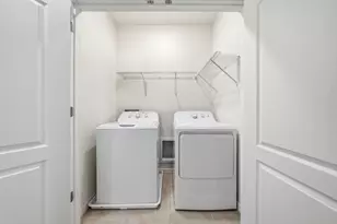 986 Lido Dr, Howey in the Hills, FL 34737 - Photo 10