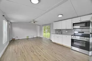 585 NW Ave D, Moore Haven, FL 33471 - Photo 34