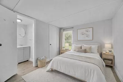 585 NW Avenue D, Moore Haven, FL 33471 - Photo 2