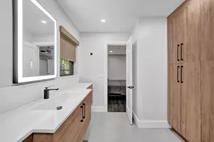 2309 NE 12th Ct, Fort Lauderdale, FL 33304 - Photo 44