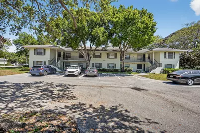 2301 Sabal Ridge Court #H, Palm Beach Gardens, FL 33418 - Photo 1