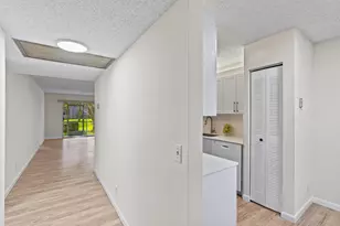 1251 SW 125th Ave, Pembroke Pines, FL 33027 - Photo 12