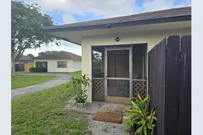 5255 Mendoza Street, West Palm Beach, FL 33415 - Photo 6