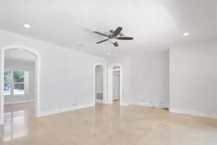 2013 Harbor View Cir, Weston, FL 33327 - Photo 8