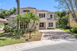 2013 Harbor View Cir, Weston, FL 33327 - Photo 4