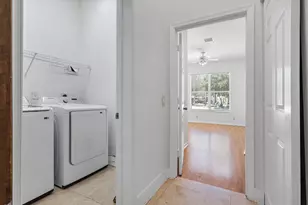 2013 Harbor View Cir, Weston, FL 33327 - Photo 16