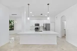2013 Harbor View Cir, Weston, FL 33327 - Photo 8