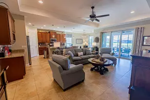 11192 SW Maple Tree Ln, Port Saint Lucie, FL 34987 - Photo 4