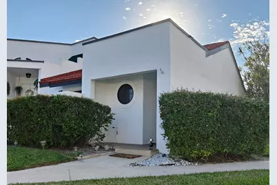 385 NW 36th Avenue, Deerfield Beach, FL 33442 - Photo 2