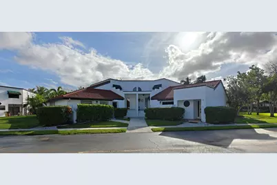 385 NW 36th Avenue, Deerfield Beach, FL 33442 - Photo 4