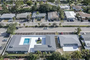 2017 NE 26th St, Wilton Manors, FL 33305 - Photo 10