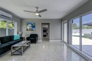 2017 NE 26th St, Wilton Manors, FL 33305 - Photo 14