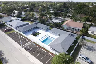2017 NE 26th St, Wilton Manors, FL 33305 - Photo 18