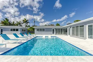 2017 NE 26th St, Wilton Manors, FL 33305 - Photo 36