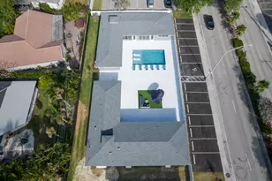 2017 NE 26th St, Wilton Manors, FL 33305 - Photo 24
