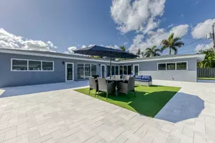 2017 NE 26th St, Wilton Manors, FL 33305 - Photo 34