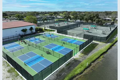 9 Lexington Lane E #H, Palm Beach Gardens, FL 33418 - Photo 48