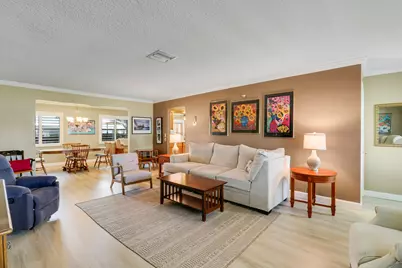 814 SW 5th Avenue, Boynton Beach, FL 33426 - Photo 4